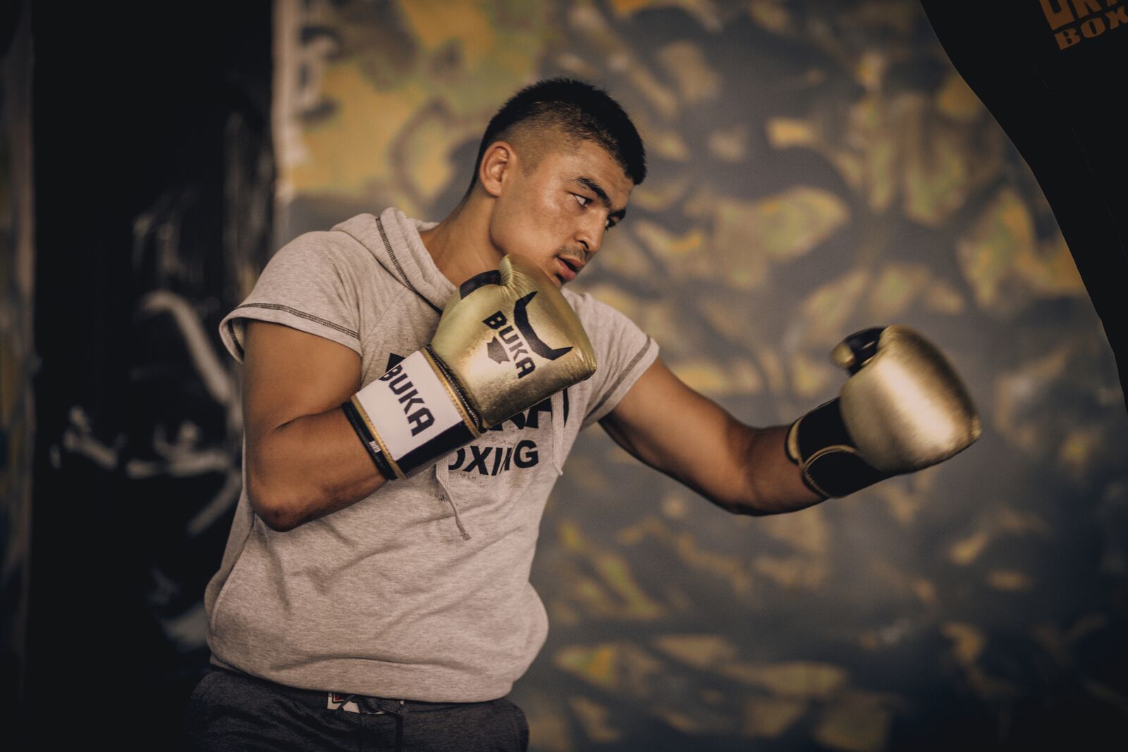azizbek-abdugofurov-photo-credit-otabek-khaydarov-buka-boxing-03
