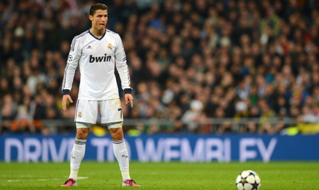 Cristiano-Ronaldo-Real-Madrid-Free-Kick