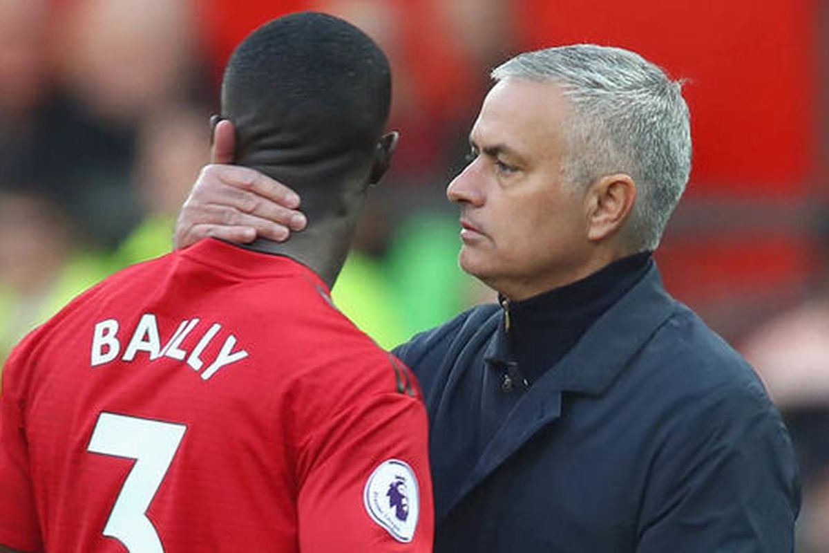 Man_Utd_Jose_Mourinho_Eric_Bailly_1044860.0