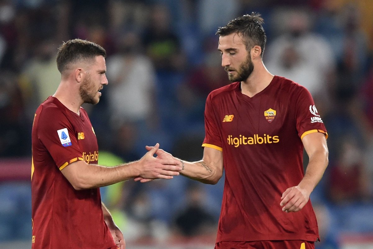 bryan-cristante-of-as-roma-celebrates-with-his-teammate-jordan-after-picture-id1235218745_s2048x2048