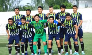 "Maqsadimiz qashqadaryolik futbol o‘ynay olmay qolgan o‘yinchilarni reklama qilish" - Kubokda sensatsiya ko‘rsatgan "Lochin" ustozi yana nimalarni aytdi?