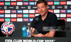 Alonso bo‘lajak uchrashuvdan avval futbolchilarning holati va boshqa qiziqarli savollarga to‘liq javob berdi (matbuot anjumani)
