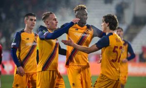 "Roma" entered the playoffs from the first place