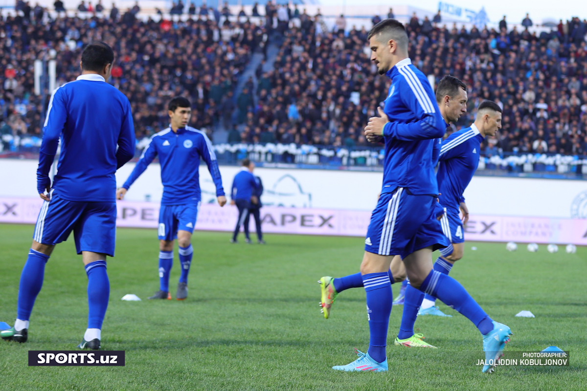 Navbahor - Nasaf. Futbolchilar mashgúlot