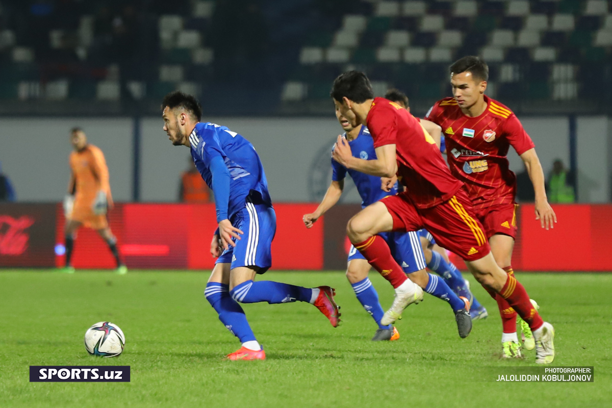 Super uzbek. Навбахор насаф. Navbahor vs Bunyodkor. Навбахор Хамидовнинг чорак финал. Хамидова навбахор бокс.