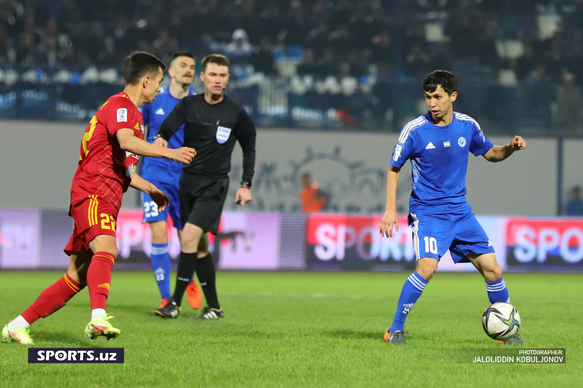 Super uzbek. Навбахор Хамидовнинг чорак финал. Nasaf muxlislar. Фудболдун тактикалары.