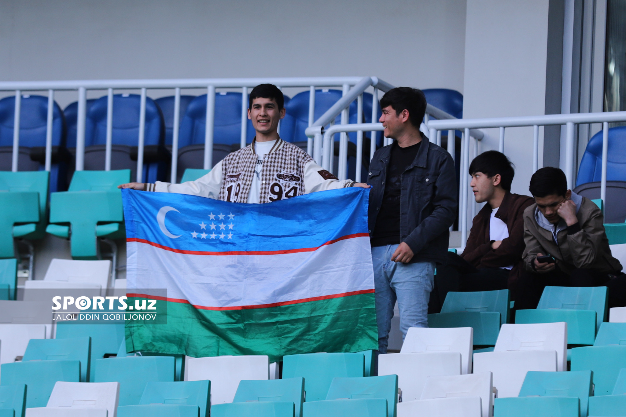 Uzbekistan - Iraq fans