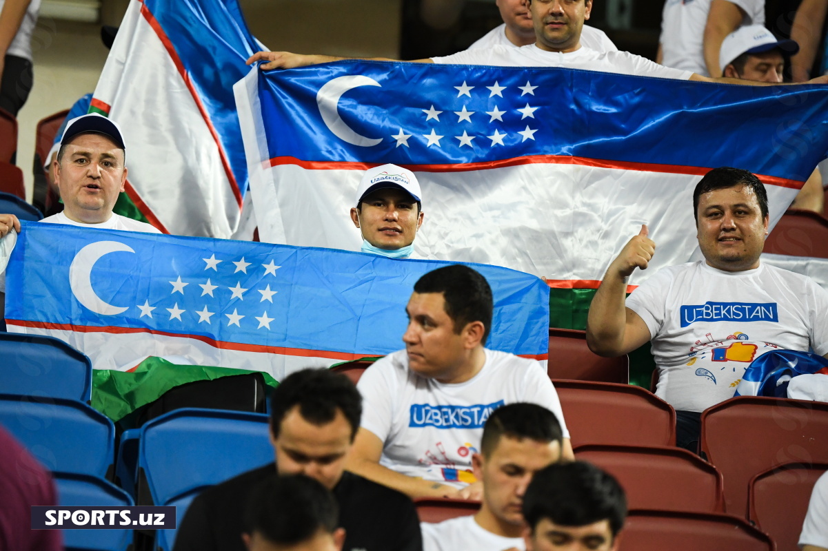 aus_uzb fans