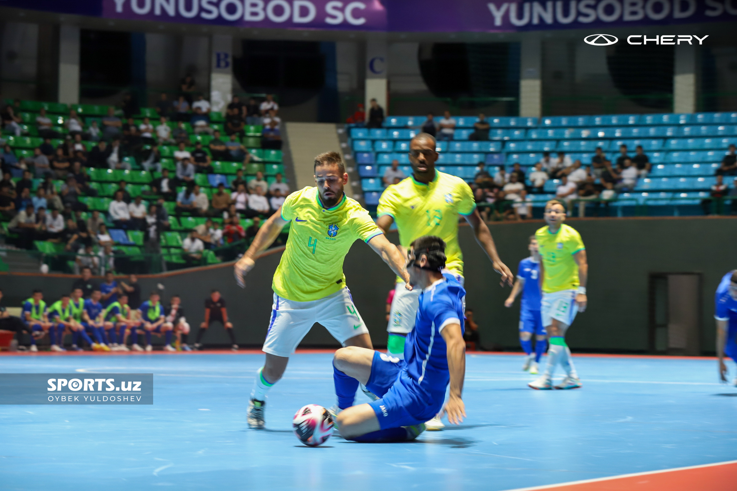 FUTSAL. UZB - Brasil