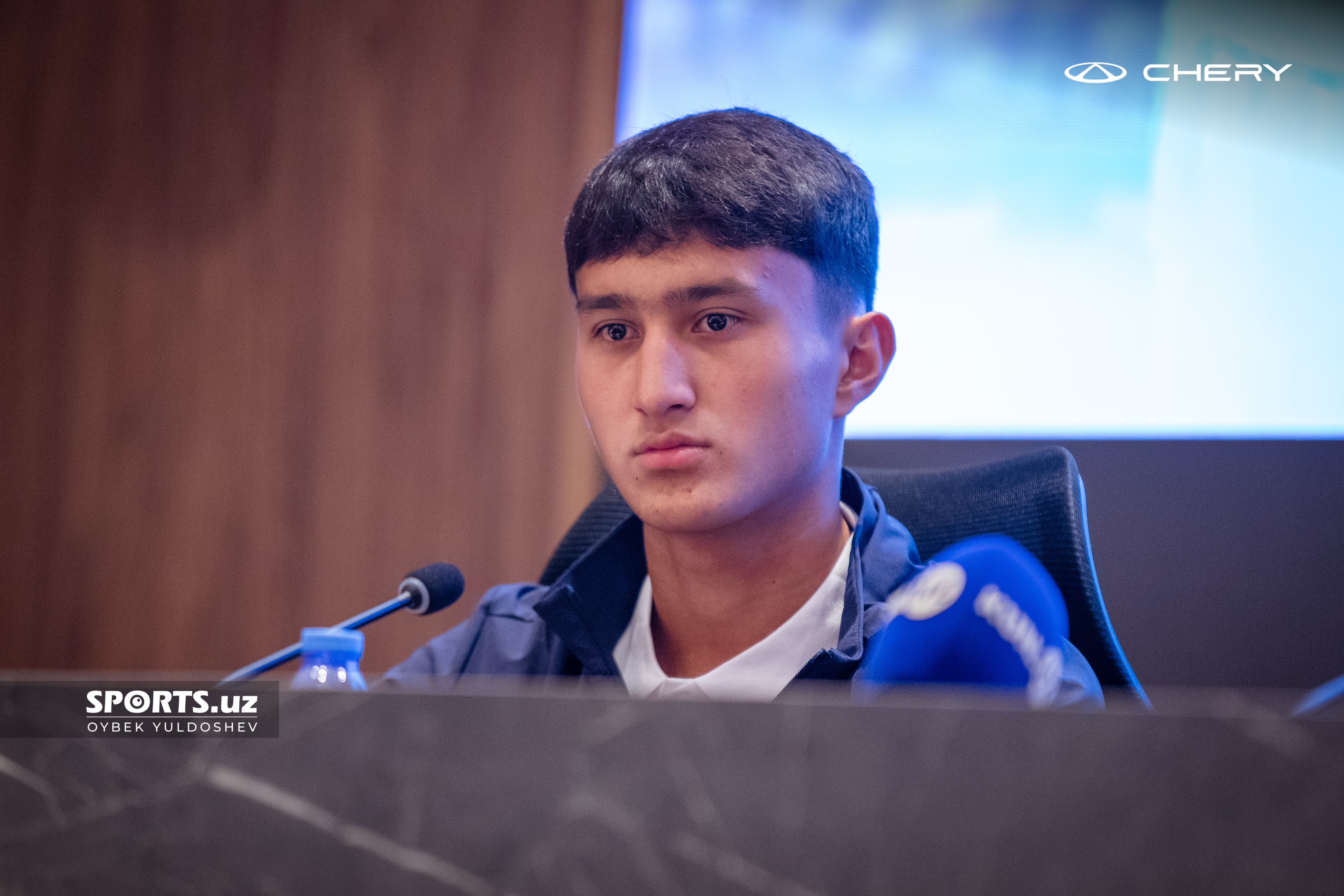 Ислом Исмоилов билан матбуот анжумани