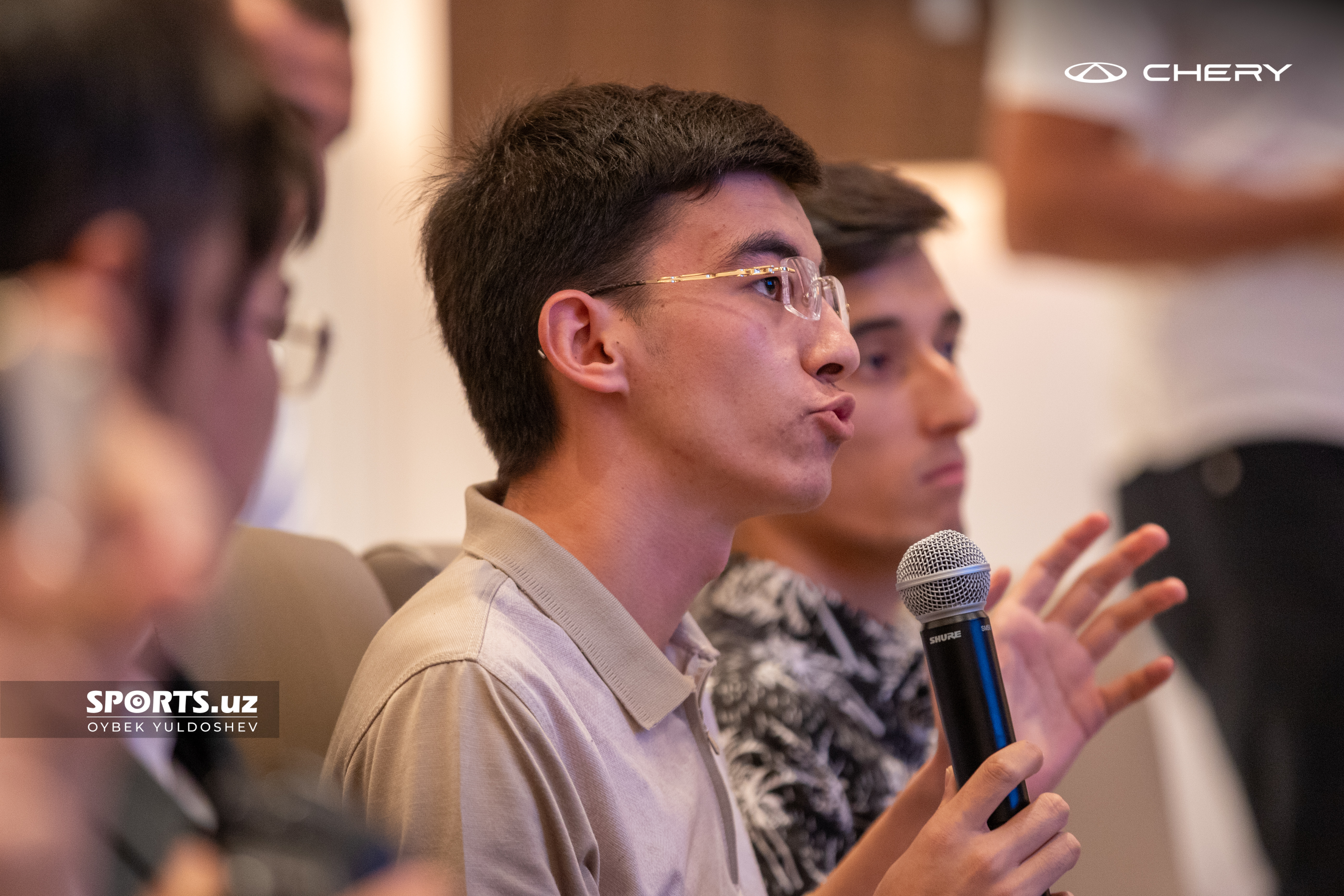 Ислом Исмоилов билан матбуот анжумани