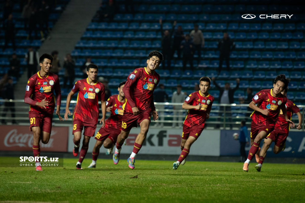 U19 чемпионати. Пахтакор - Насаф: Тақдирлаш