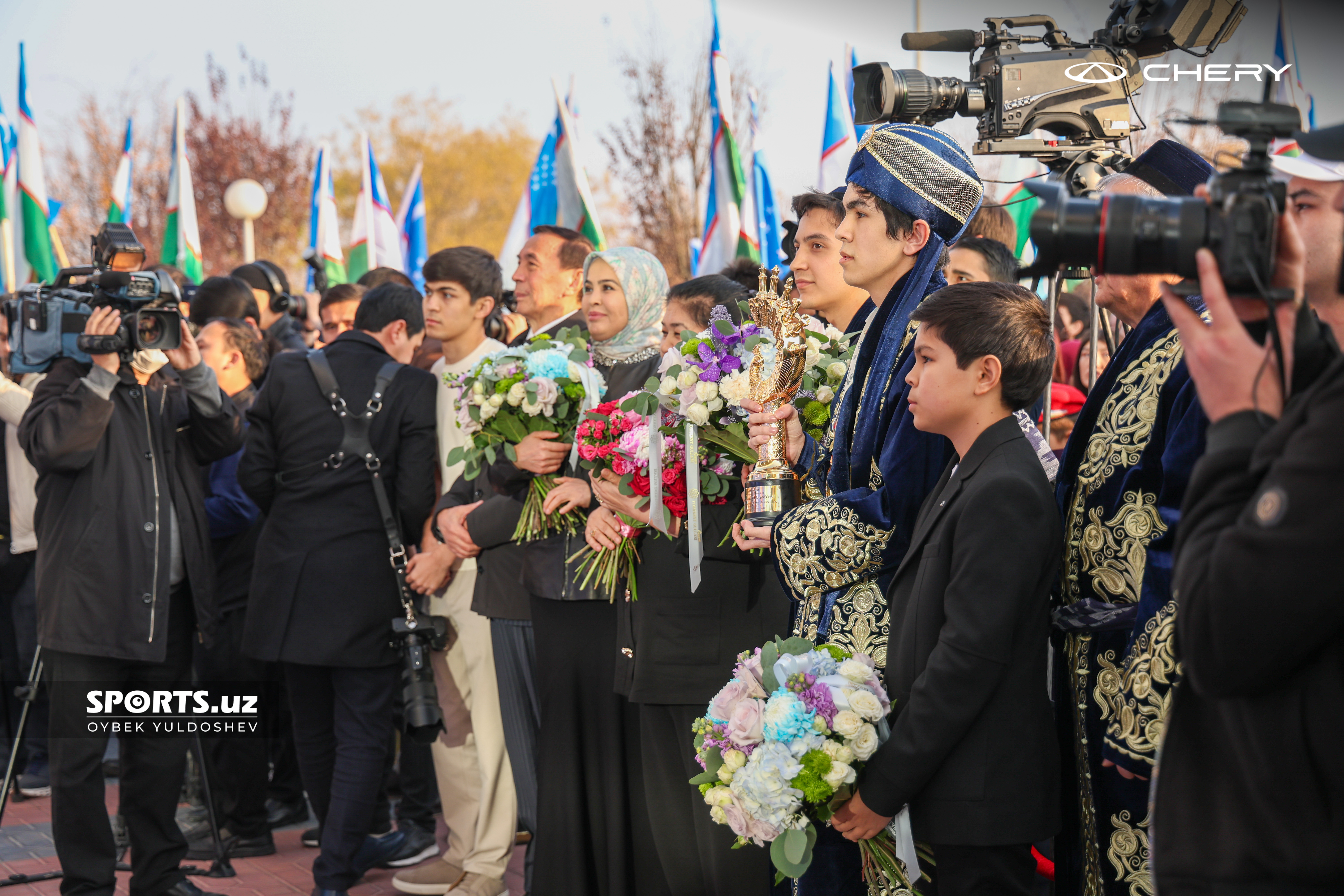 Жаҳон кубоги. Синдаров аэропорт