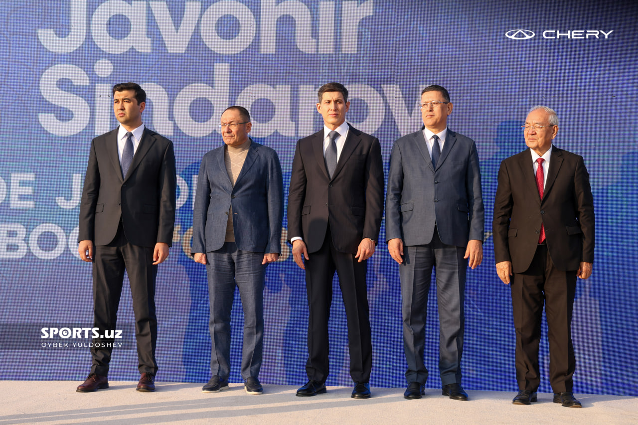 Жаҳон кубоги. Синдаров аэропорт