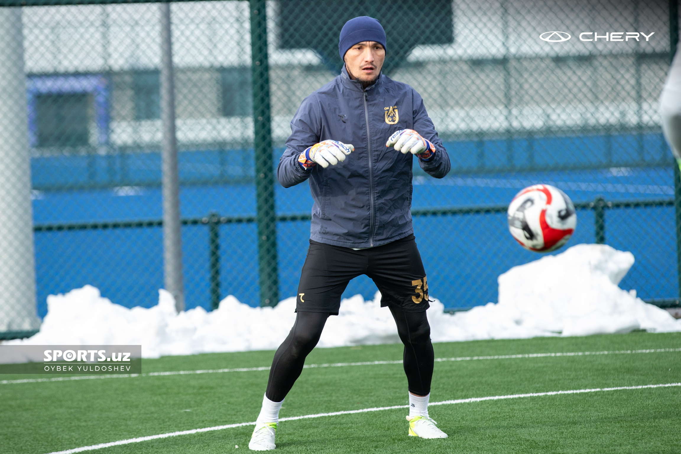 OKMK yig'inni boshladi