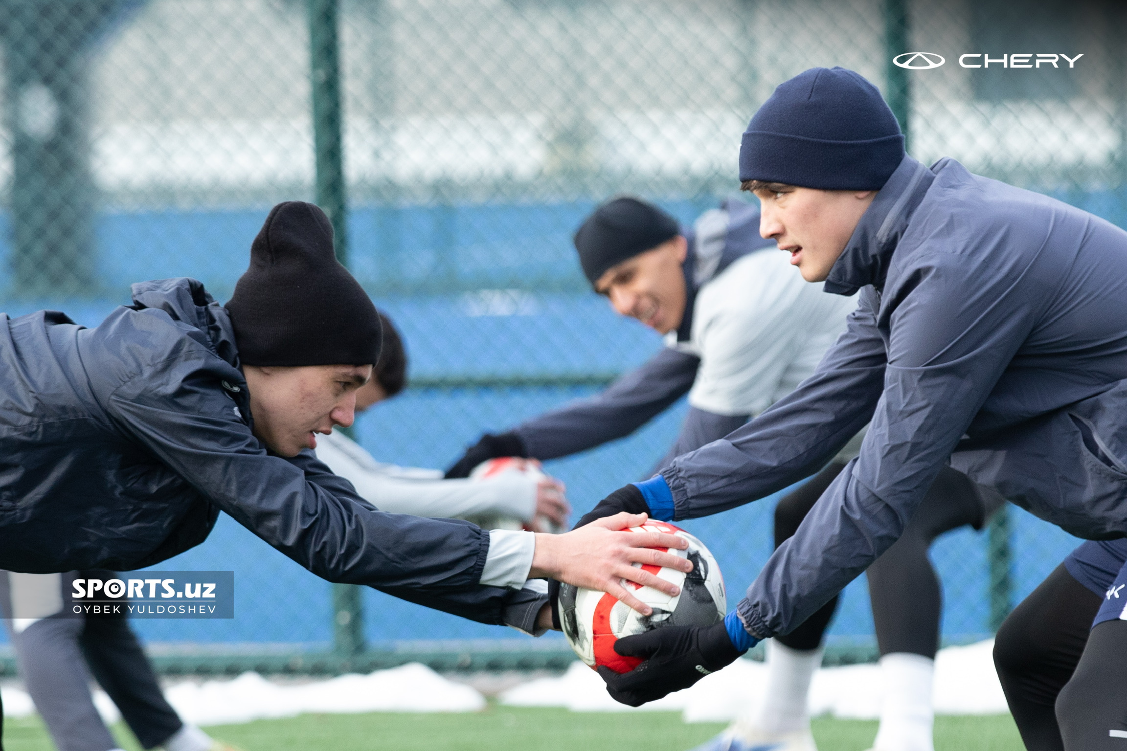 OKMK yig'inni boshladi