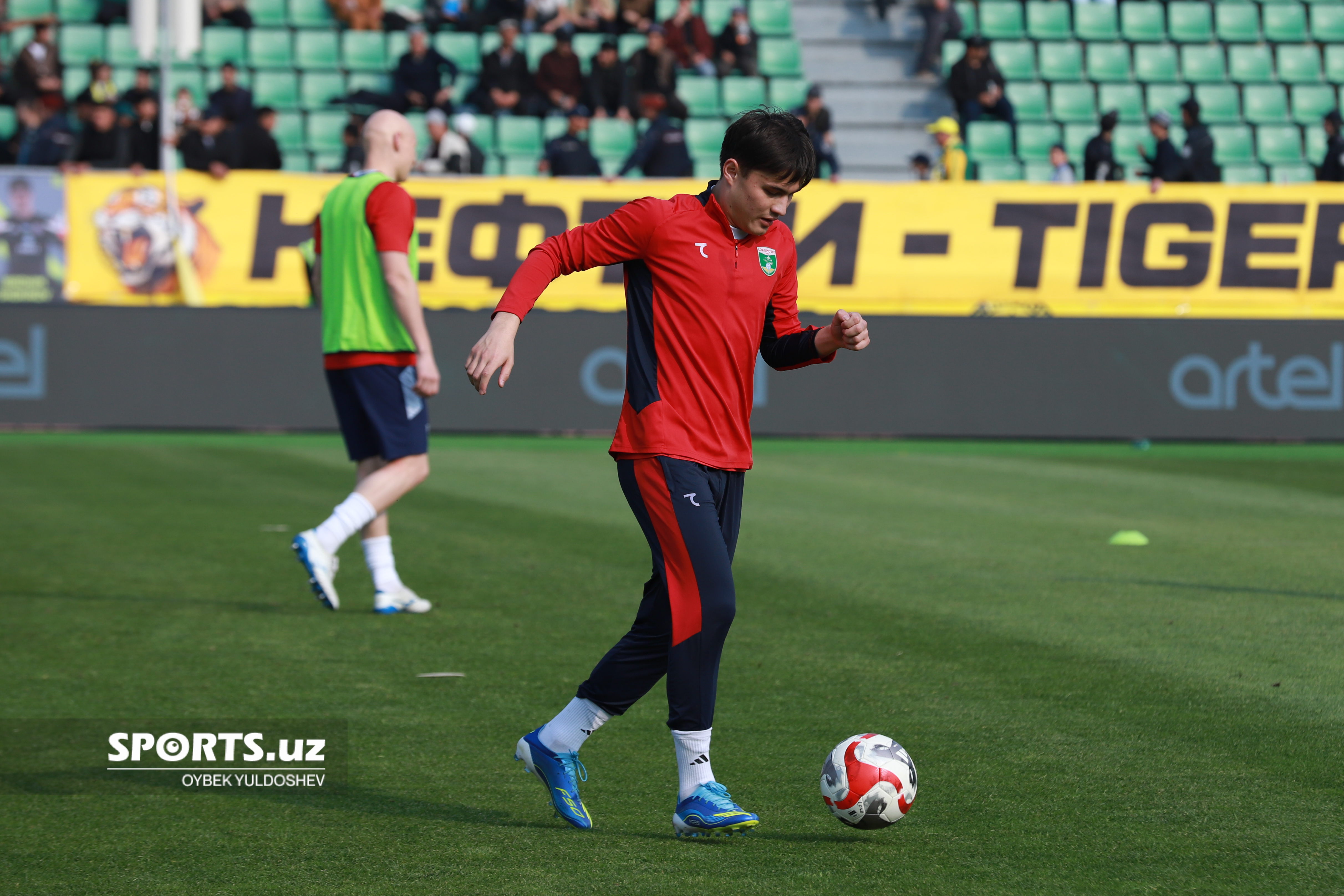 Нефтчи - Локомотив