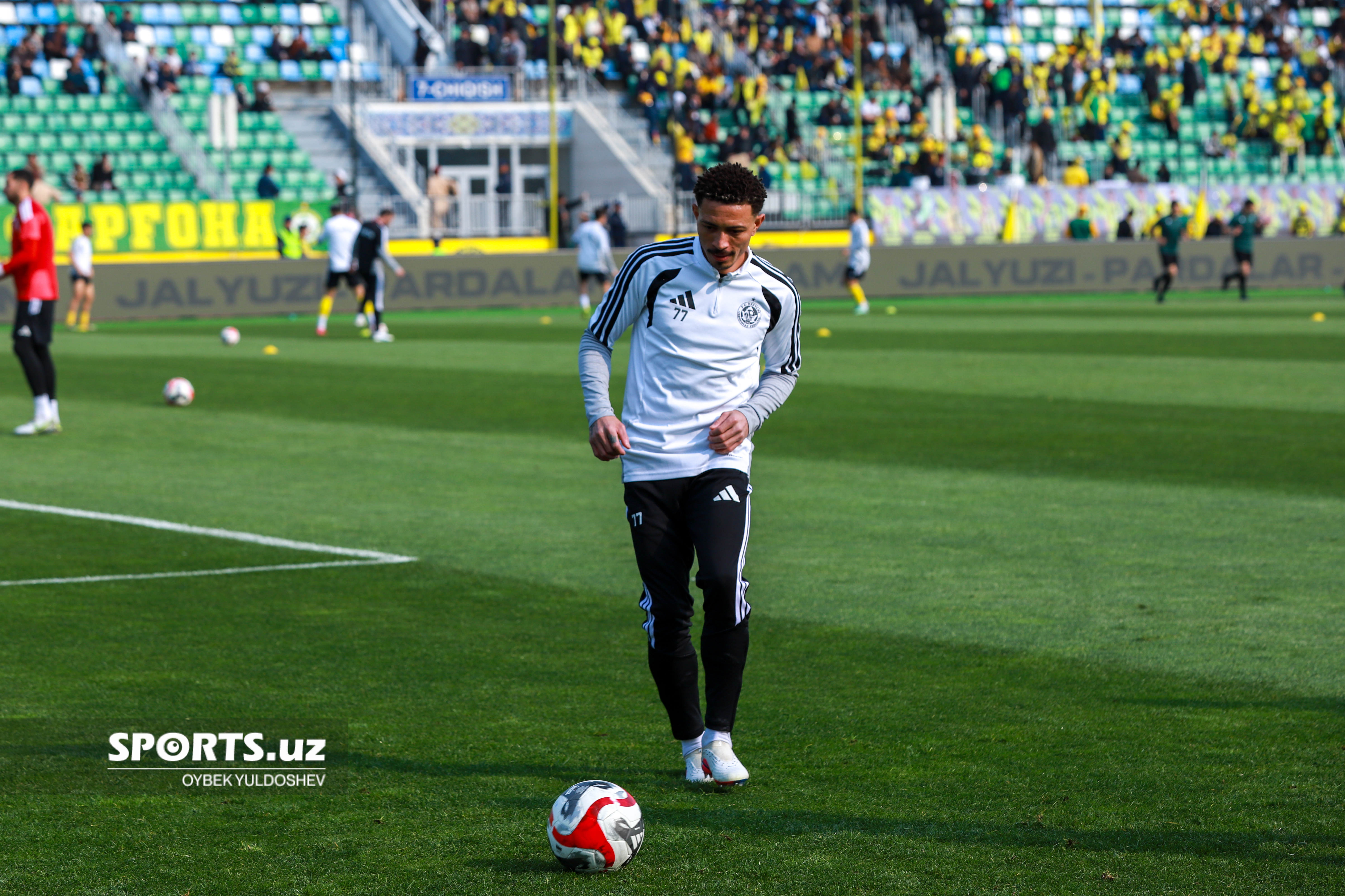 Нефтчи - Локомотив