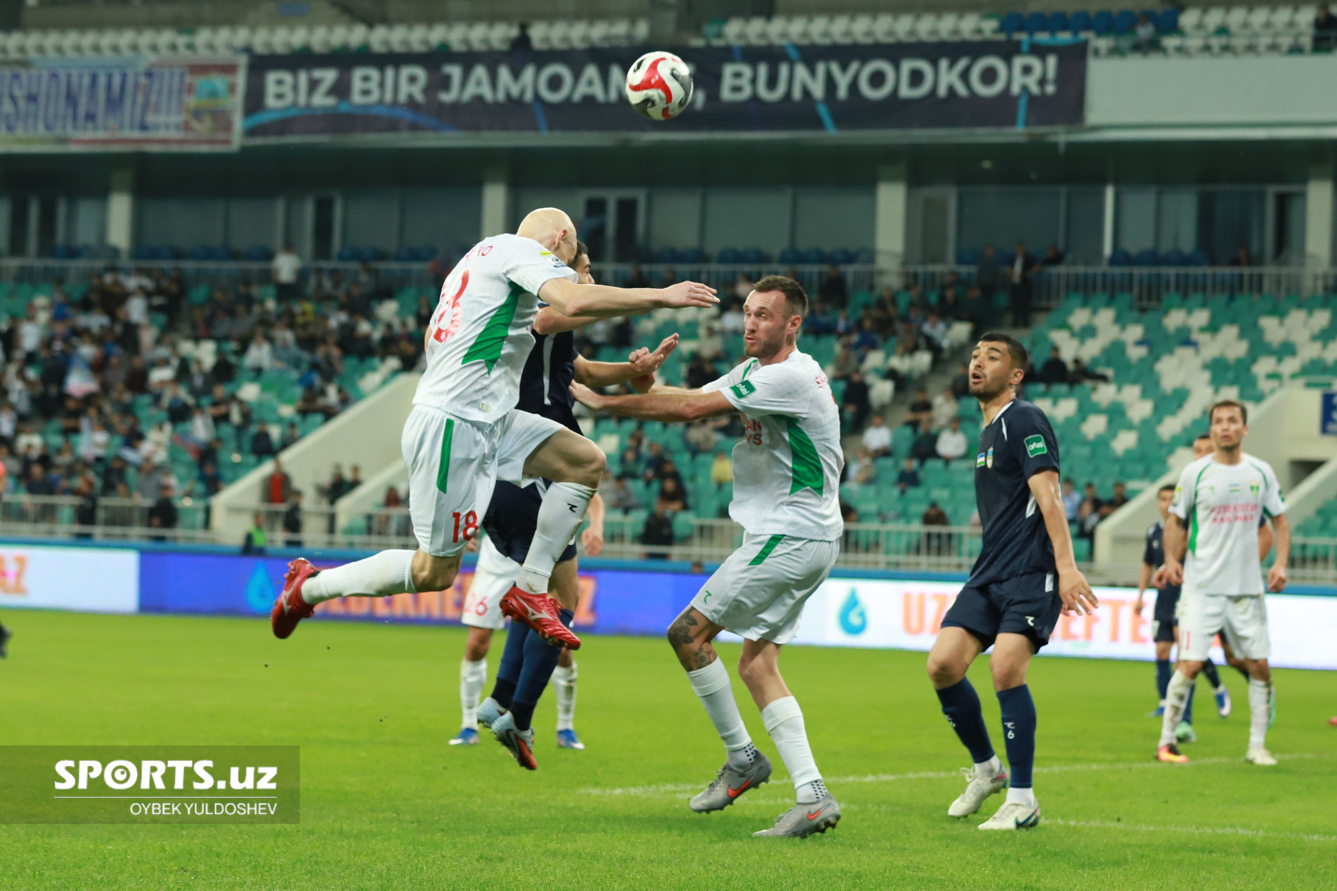 Бунёдкор - Локомотив - 2:0