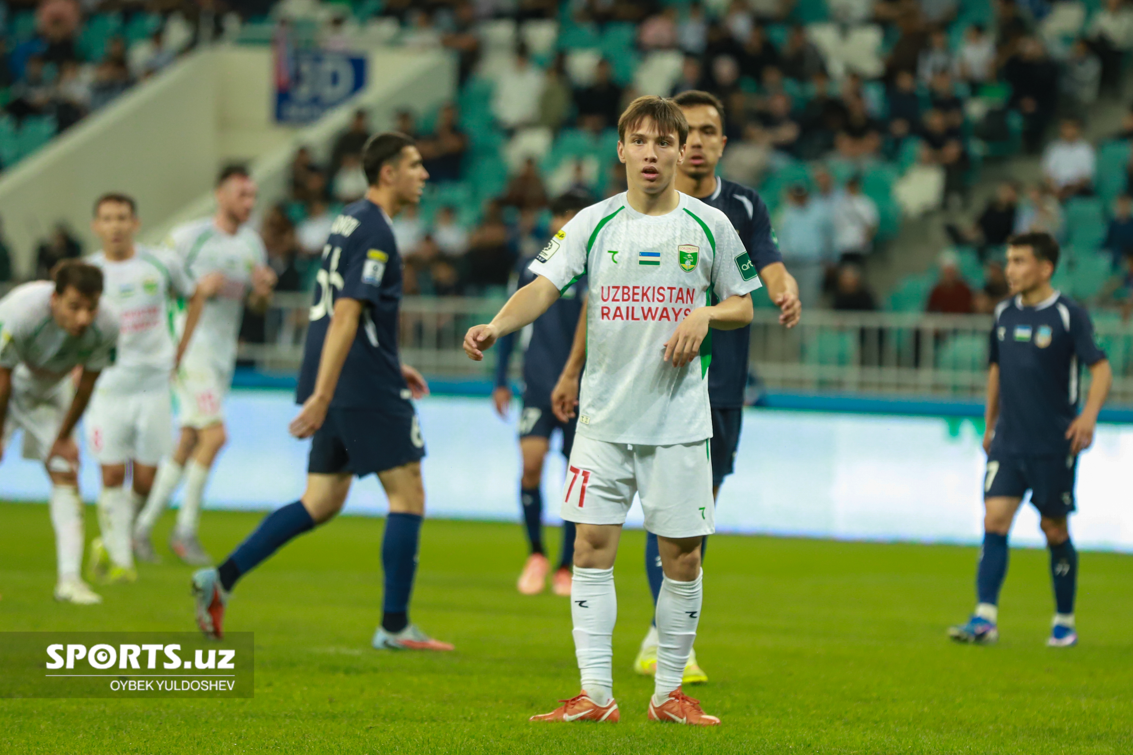 Бунёдкор - Локомотив - 2:0