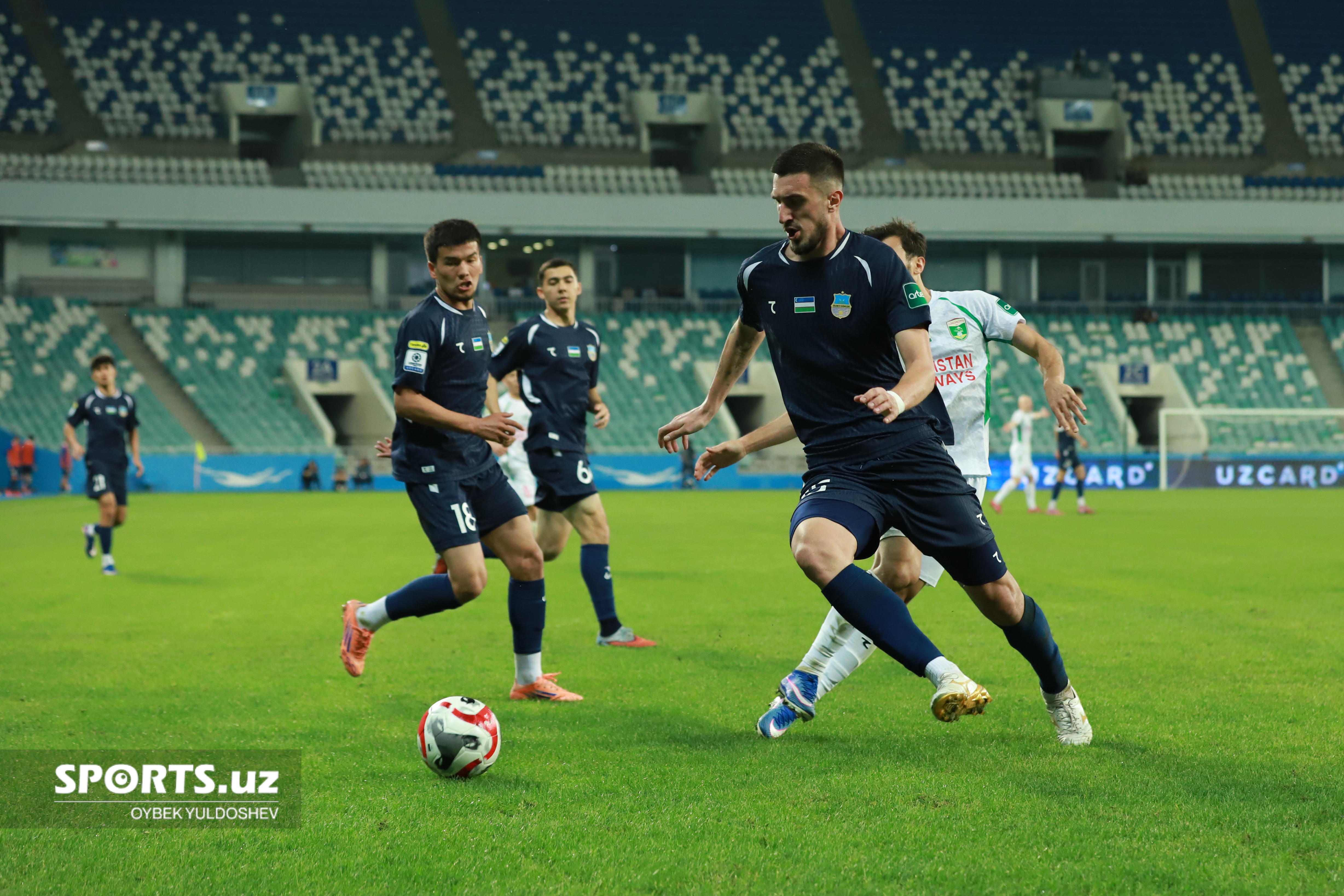 Бунёдкор - Локомотив - 2:0