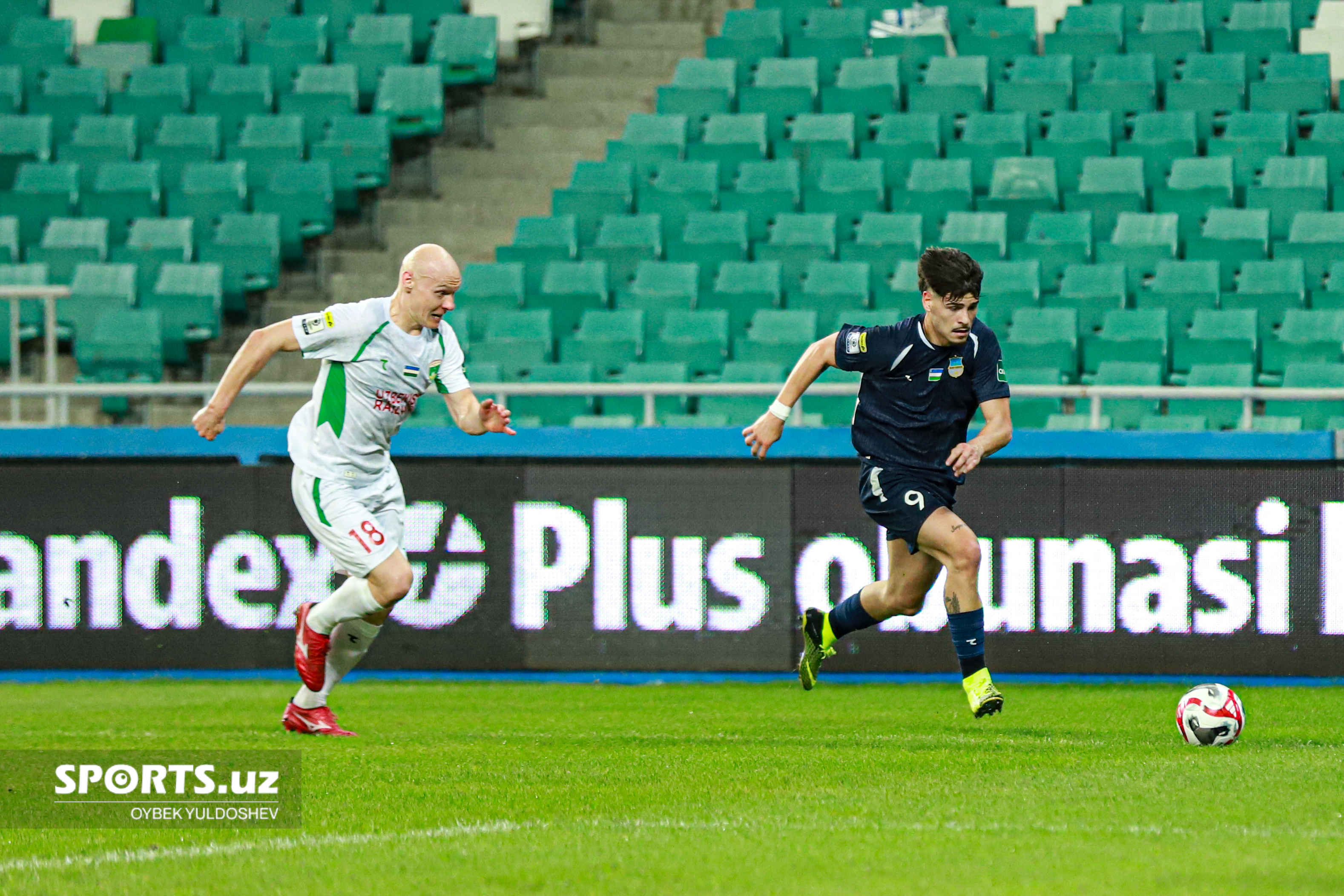 Бунёдкор - Локомотив - 2:0