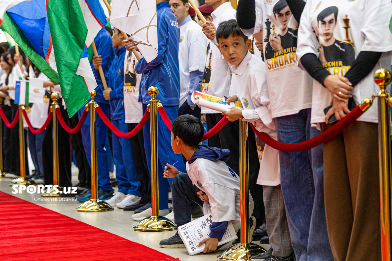 Жавоҳир Синдаров кутиб олиниши