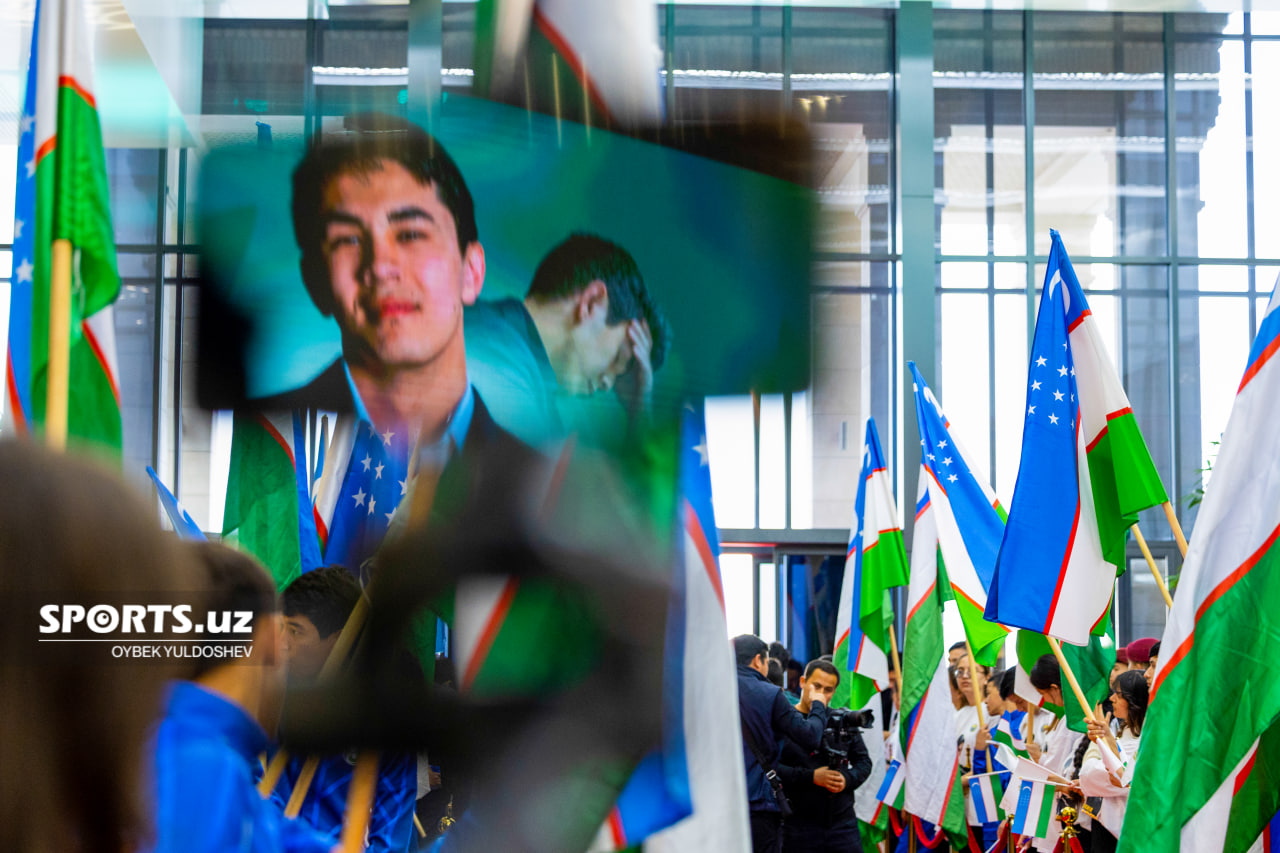 Жавоҳир Синдаров кутиб олиниши