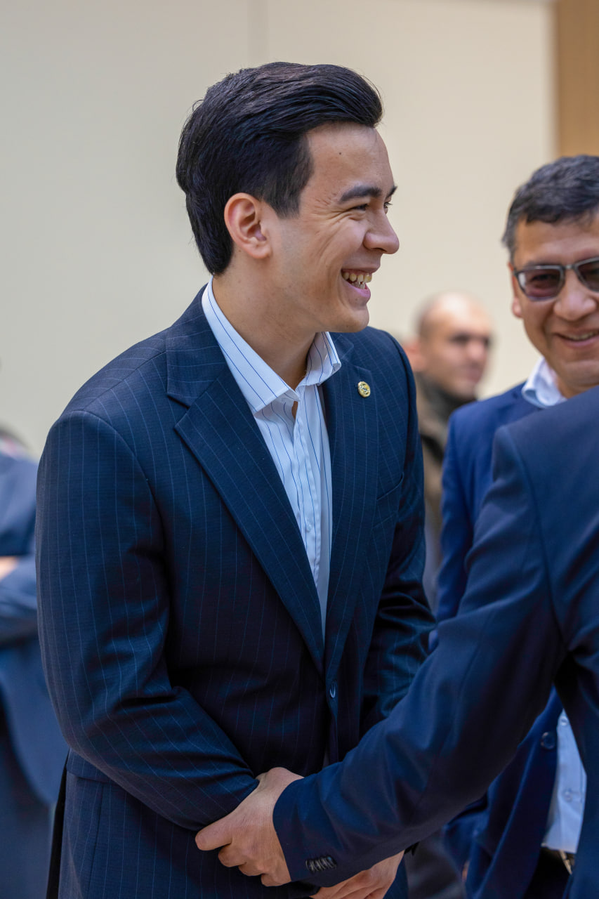 Жавоҳир Синдаров кутиб олиниши