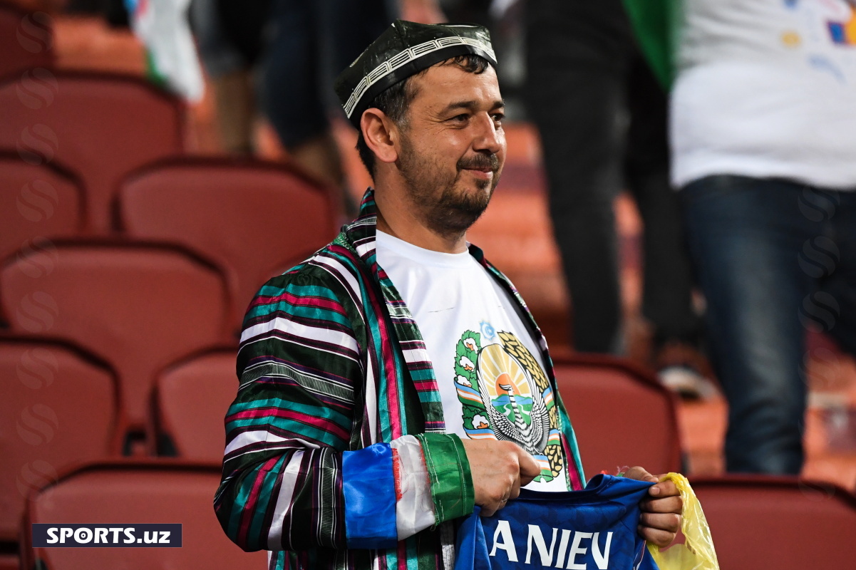 aus_uzb fans