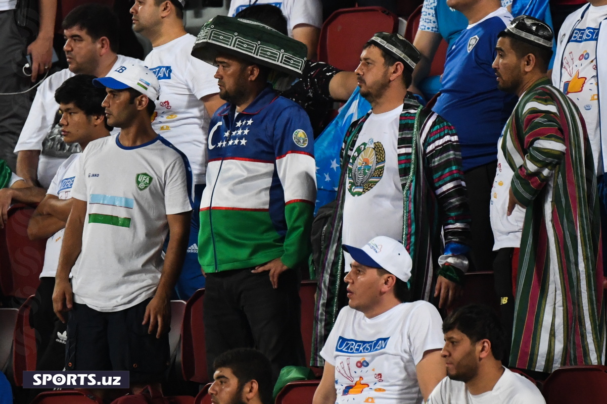 aus_uzb fans