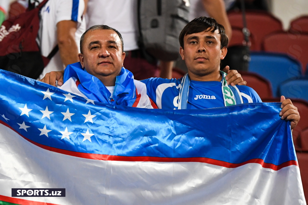 aus_uzb fans