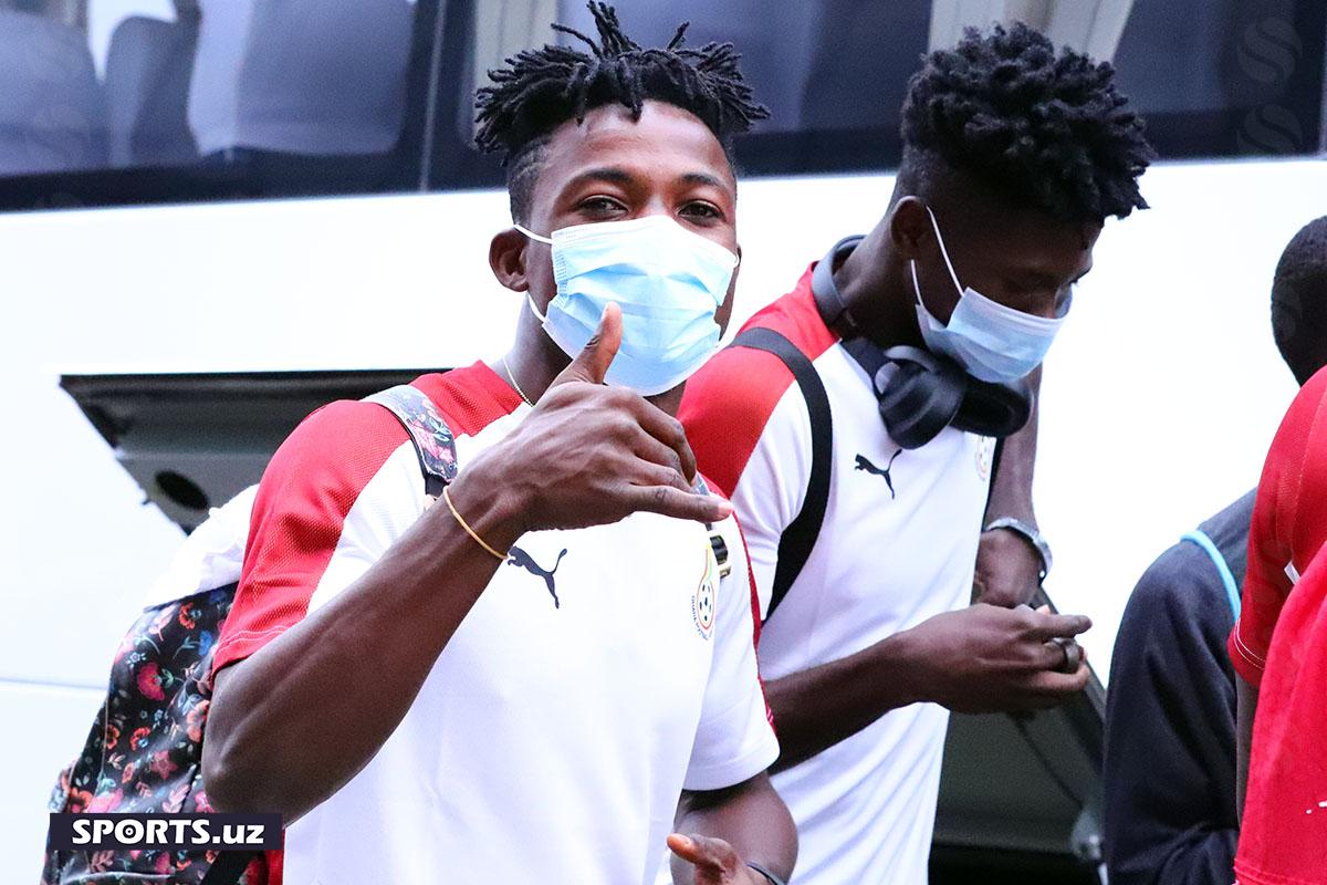 Uzb - Ghana: jamoalar keldi