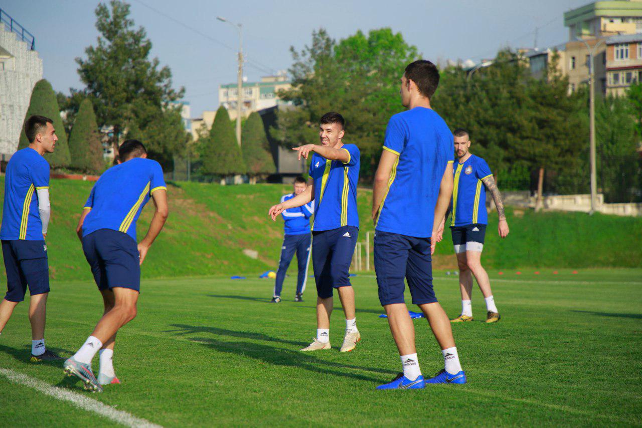 Pakhtakor training
