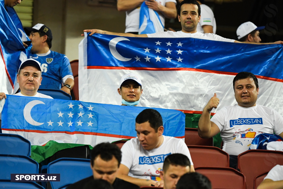 aus_uzb fans