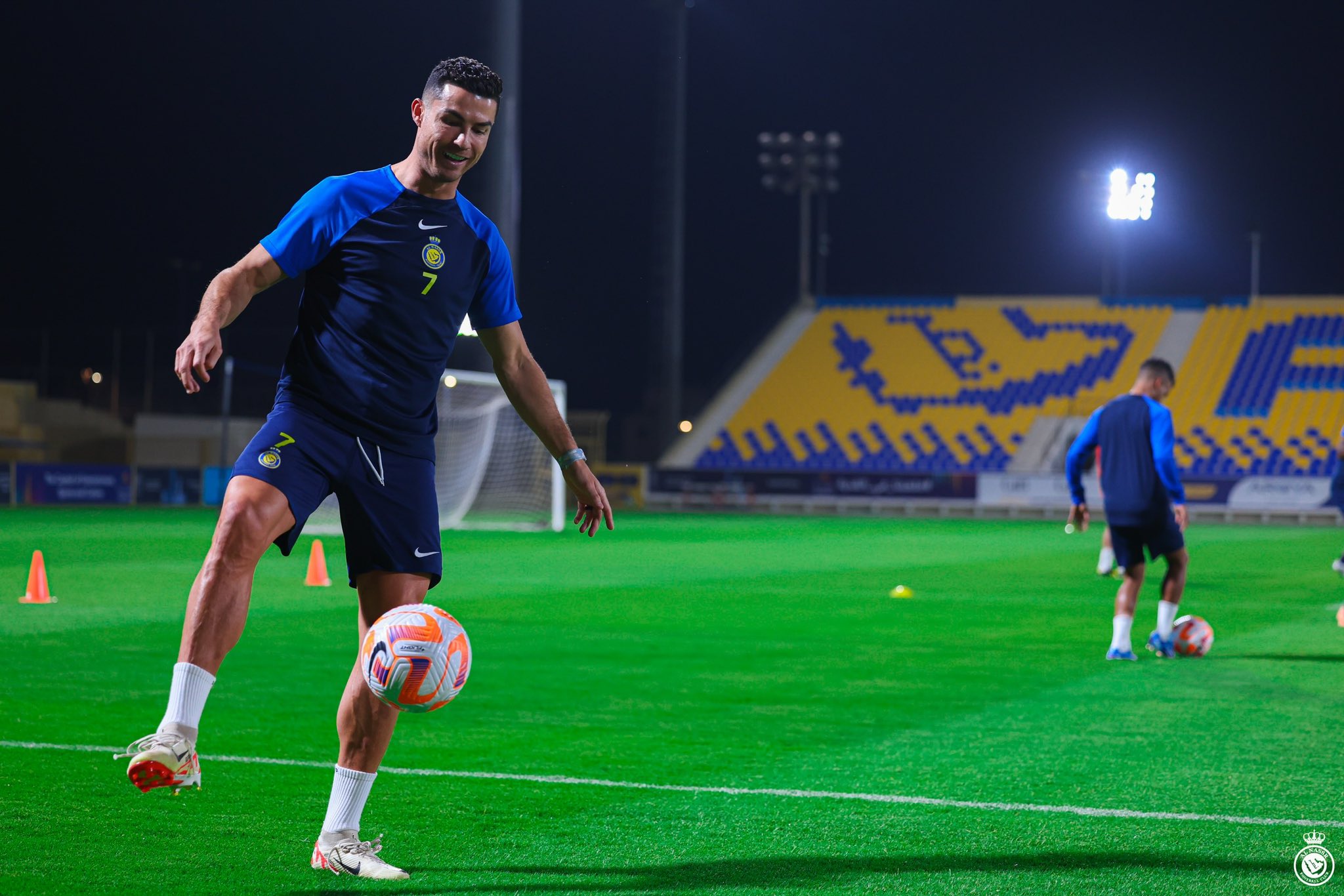 Трансляция аль наср абха. Ronaldo goal Celebration al Nasr.